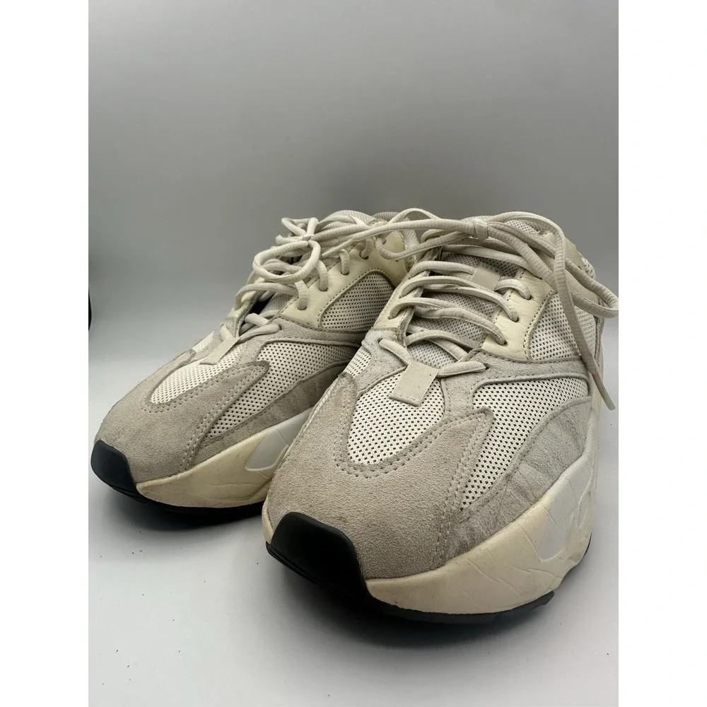 adidas Yeezy Boost 700 Analog EG7596 Men's Size 9 Sneakers w/ Box
